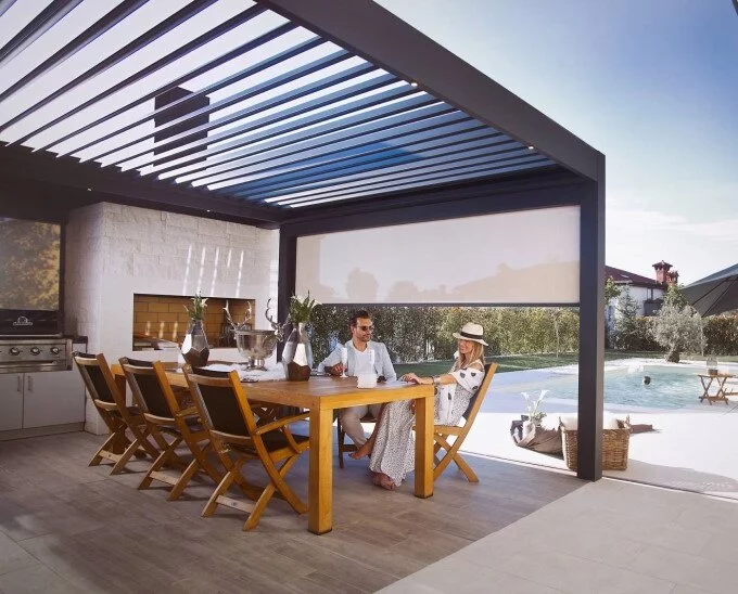 Pergola Neuville-de-Poitou